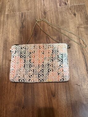 Crochet Lace Chain Crossbody Bag in Cream with Multicolor Accents
